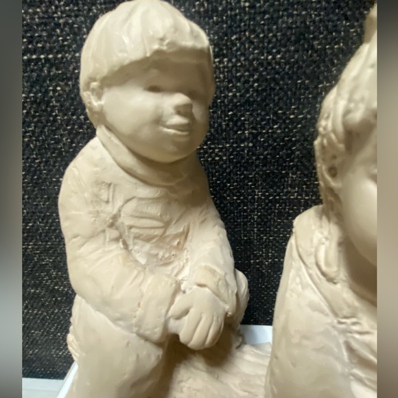 Austin Sculptures “First Love” Figurine - Picture 14 of 16